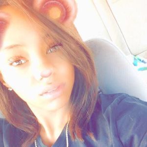 Meet your Posher, Diamond